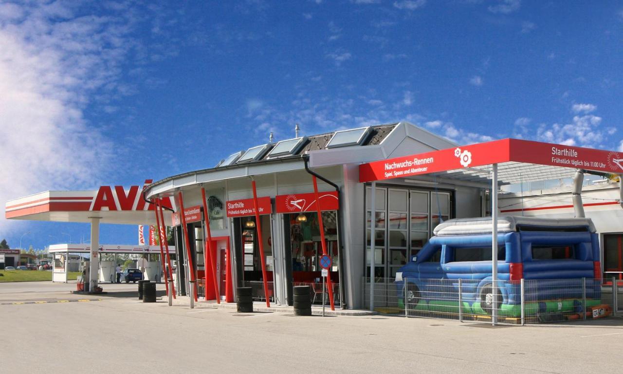 Fairsleep Avia Motel Gmuend Exterior photo